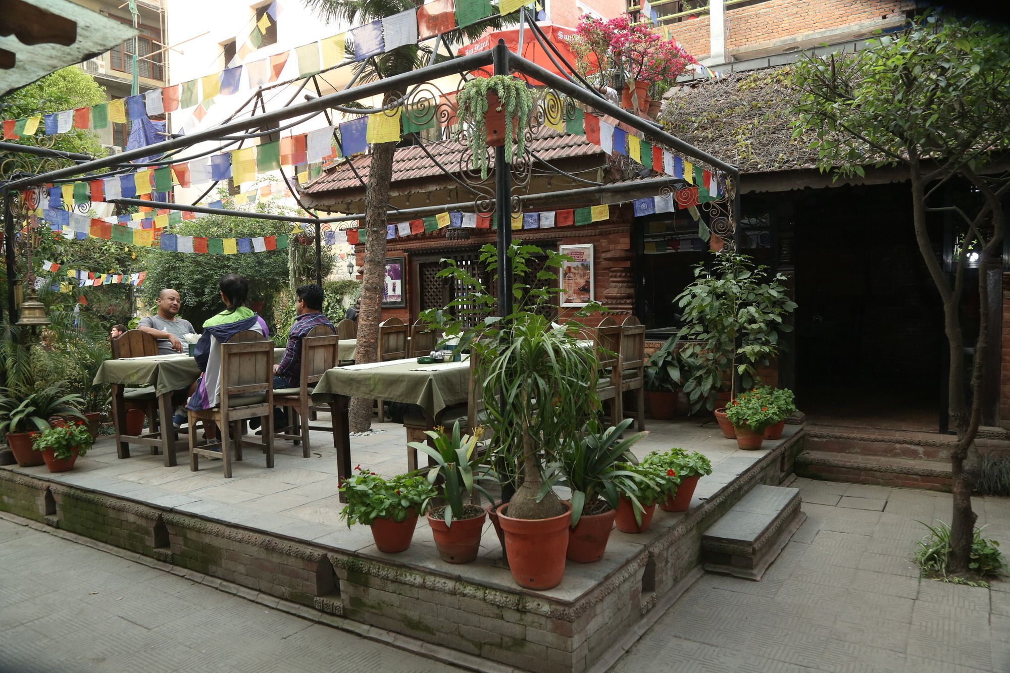 Hotel Himalayan Oasis Catmandu Exterior foto